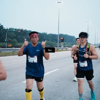 Runner Photo 7495312