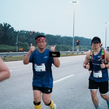 Runner Photo 7495317