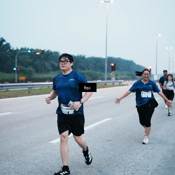 Runner Photo 7495338
