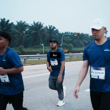 Runner Photo 7495340