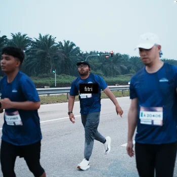 Runner Photo 7495348