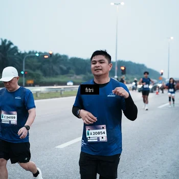 Runner Photo 7495370