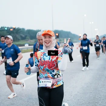 Runner Photo 7495413