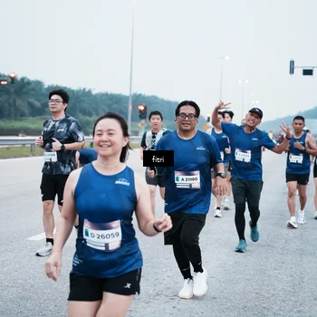 Runner Photo 7495417