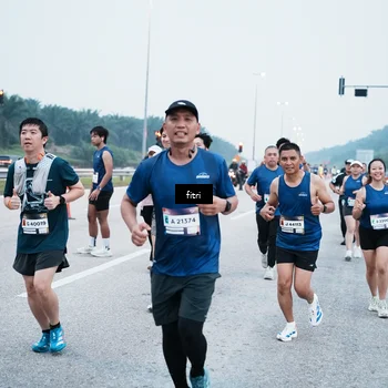 Runner Photo 7495419