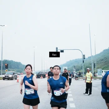 Runner Photo 7495432