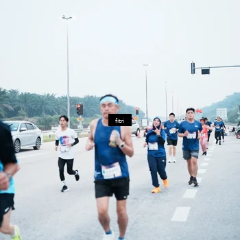 Runner Photo 7495438