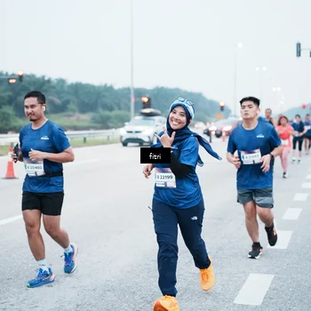Runner Photo 7495441