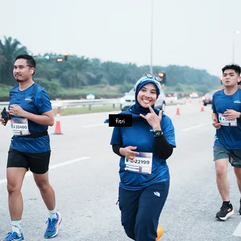 Runner Photo 7495446