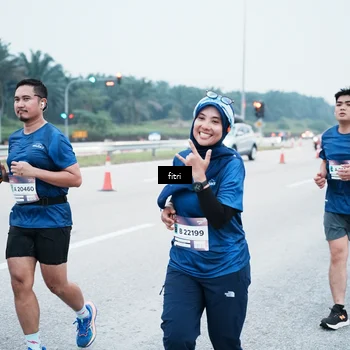Runner Photo 7495454