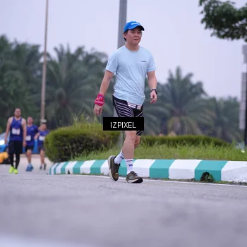 Runner Photo 7495481