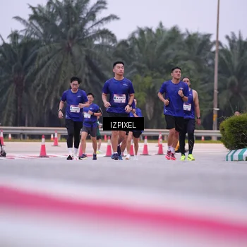 Runner Photo 7495490