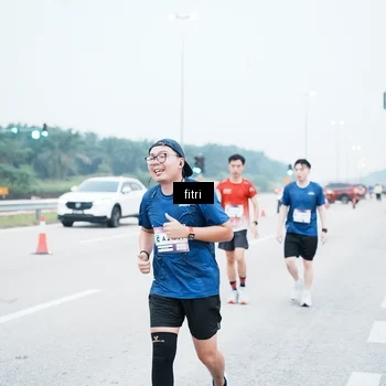 Runner Photo 7495499
