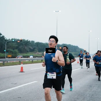 Runner Photo 7495506