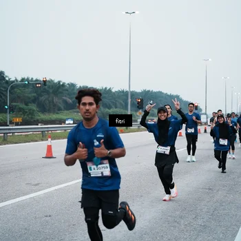 Runner Photo 7495509