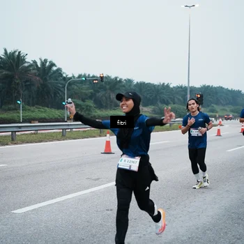 Runner Photo 7495513