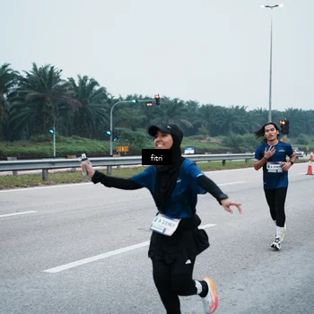Runner Photo 7495516