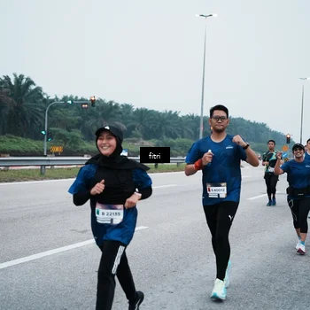 Runner Photo 7495523