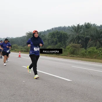 Runner Photo 7495535