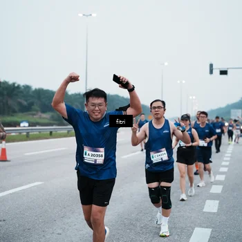 Runner Photo 7495542