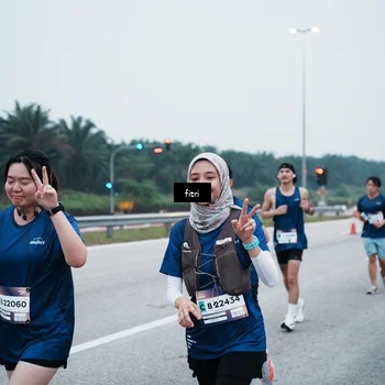 Runner Photo 7495548