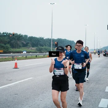 Runner Photo 7495554