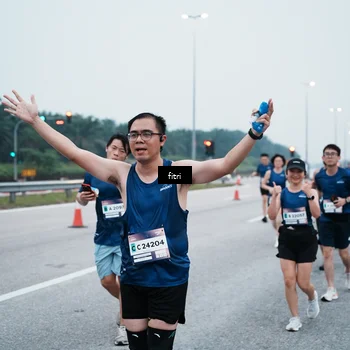Runner Photo 7495555
