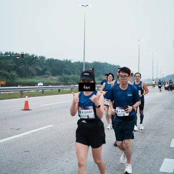 Runner Photo 7495558