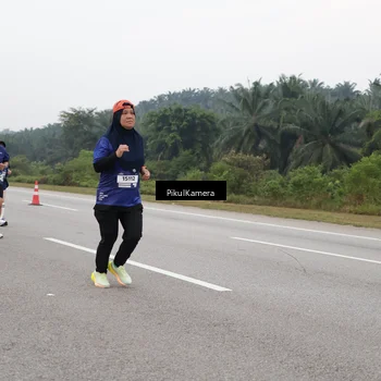 Runner Photo 7495559