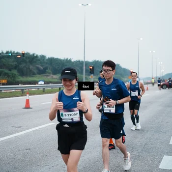 Runner Photo 7495560