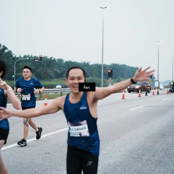 Runner Photo 7495561