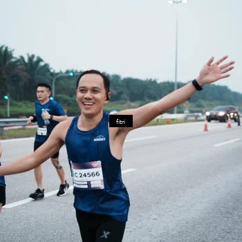 Runner Photo 7495566