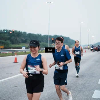 Runner Photo 7495569