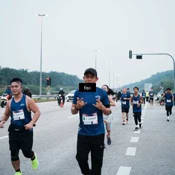Runner Photo 7495570