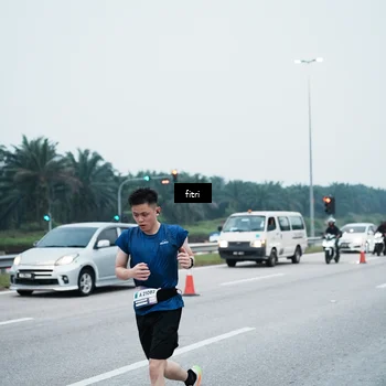 Runner Photo 7495588