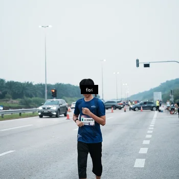 Runner Photo 7495591