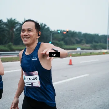 Runner Photo 7495599