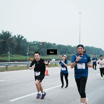 Runner Photo 7495608