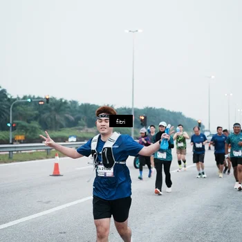 Runner Photo 7495623