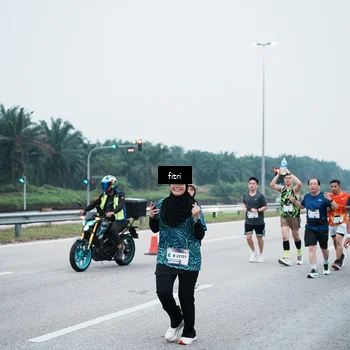 Runner Photo 7495627
