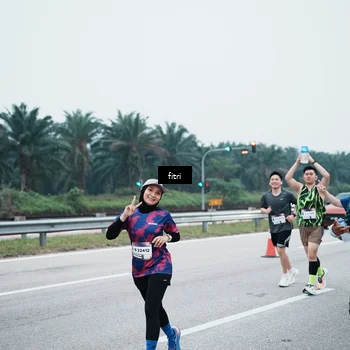 Runner Photo 7495630