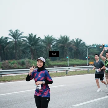 Runner Photo 7495633