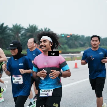 Runner Photo 7495637