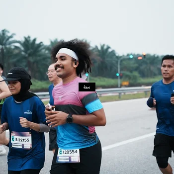 Runner Photo 7495638