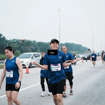Runner Photo 7495641