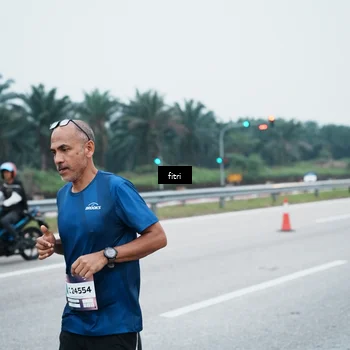 Runner Photo 7495643