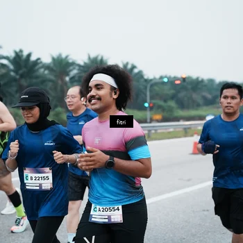 Runner Photo 7495644