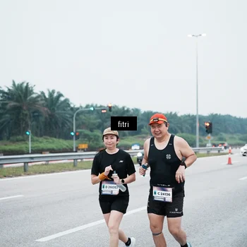 Runner Photo 7495659