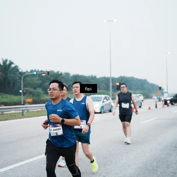 Runner Photo 7495663