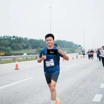 Runner Photo 7495673